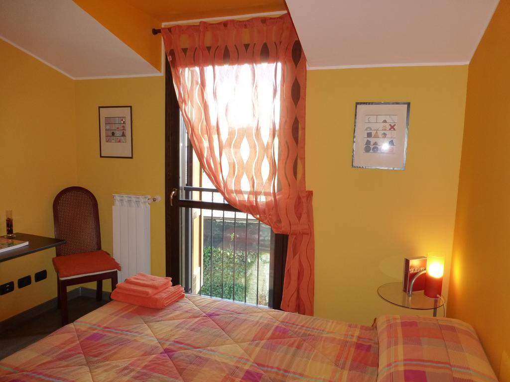 Rutilia22 Bed & Breakfast Милано Стая снимка
