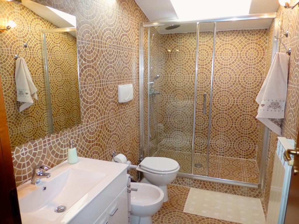 Rutilia22 Bed & Breakfast Милано Стая снимка