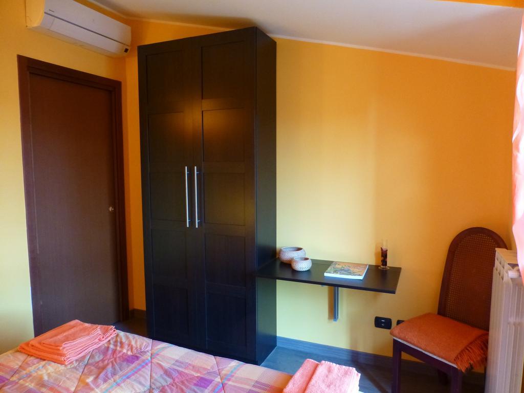 Rutilia22 Bed & Breakfast Милано Екстериор снимка