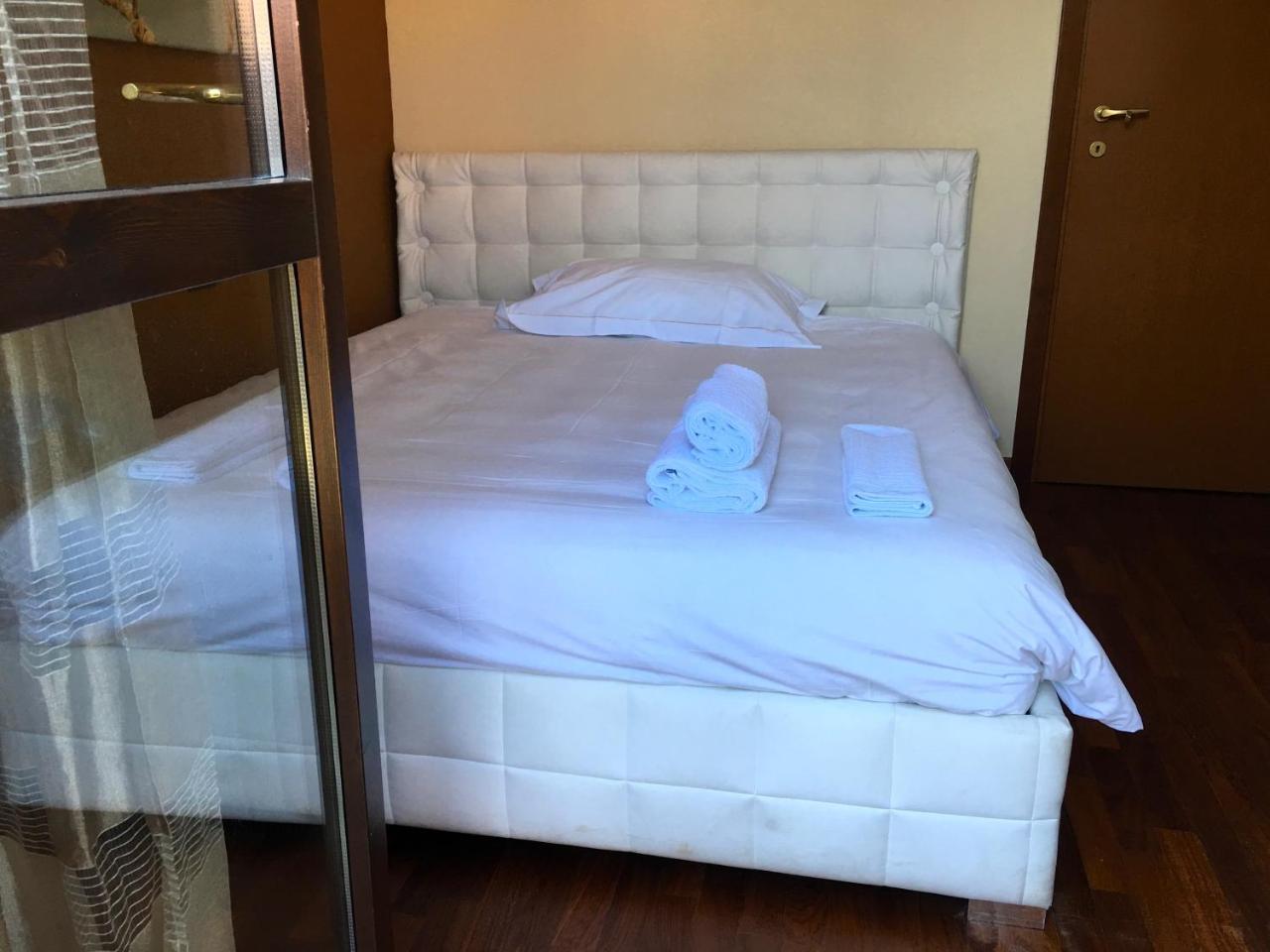 Rutilia22 Bed & Breakfast Милано Екстериор снимка